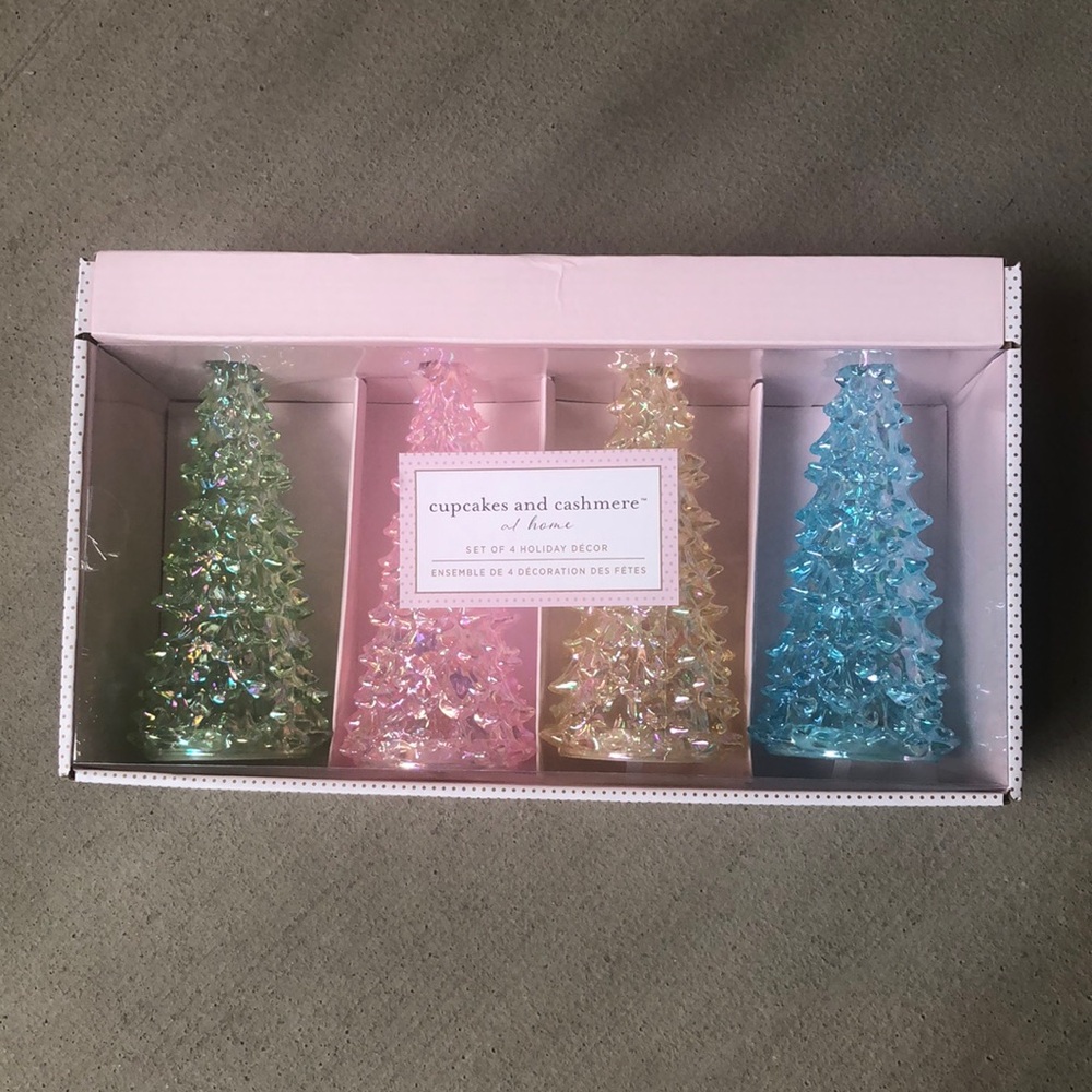 Cupcakes and Cashmere - LED Light Up Christmas Trees - Set of 4 - NIB